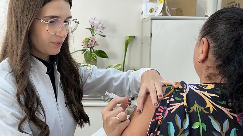 Foto  - Americana realiza ação de multivacinação em nove unidades de saúde no dia 22 de agosto
