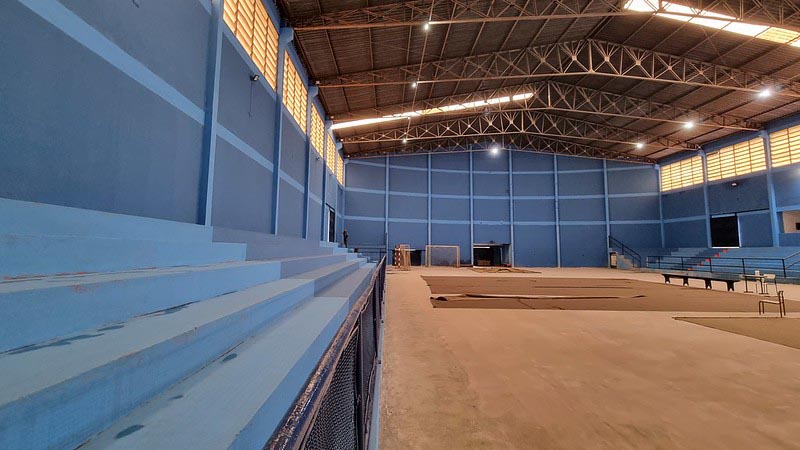 Obras na Praça de Esportes do Ipiranga avançam com pintura e reforma dos banheiros e vestiários