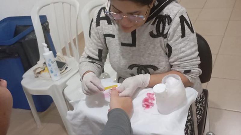 Prefeitura promove curso de manicure no Residencial Vida Nova
