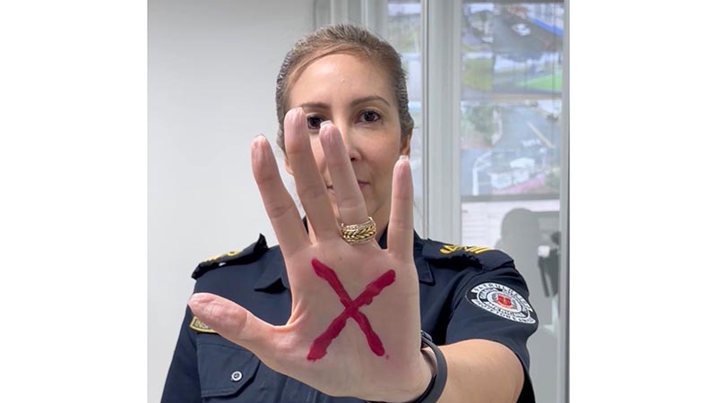Gama orienta sobre sinais silenciosos para mulheres vítimas de violência