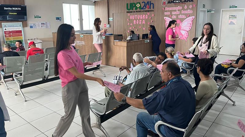 Foto  - UPA Dona Rosa leva conscientização sobre saúde da mulher a pacientes e acompanhantes no Outubro Rosa