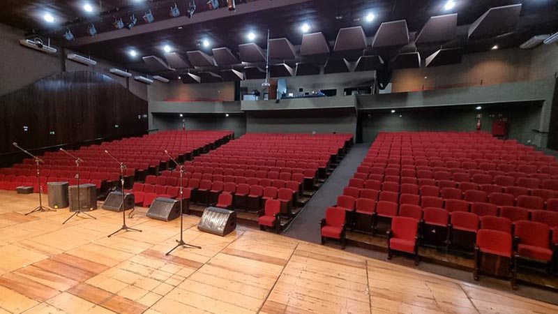 Foto  - Teatro Municipal de Americana recebe comédia musical 