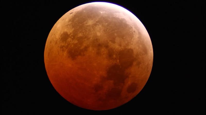 Foto  - Observatório Municipal de Americana abre para observação do eclipse lunar na noite de quinta-feira