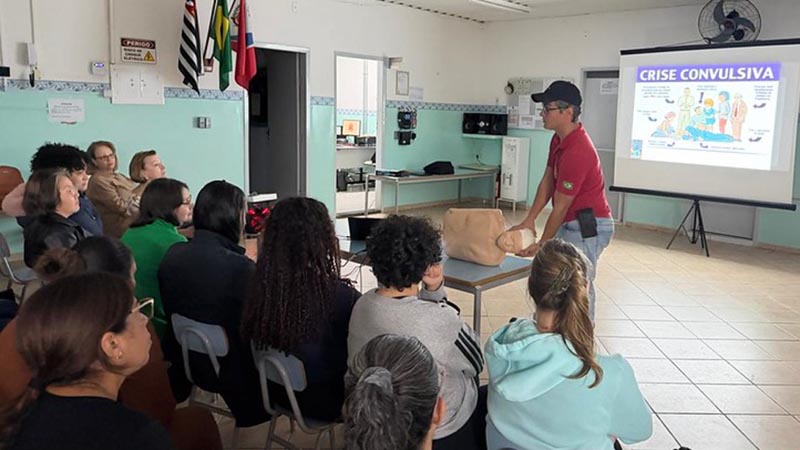 Educação de Americana inicia formações sobre Primeiros Socorros para profissionais das escolas