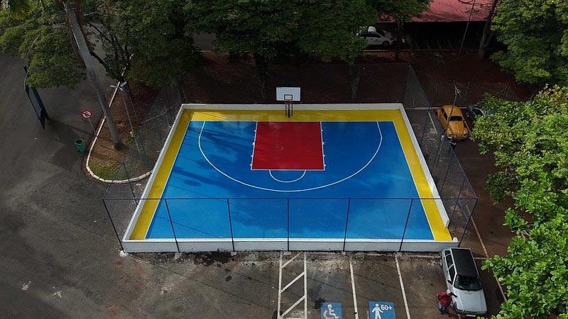 Obras são concluídas e Prefeitura libera uso da nova quadra de basquete 3x3 do CCL