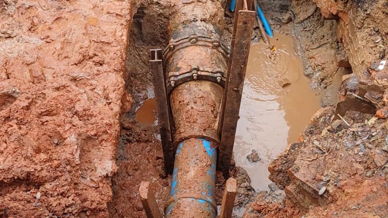 DAE finaliza reparo em subadutora do Centro e retoma bombeamento