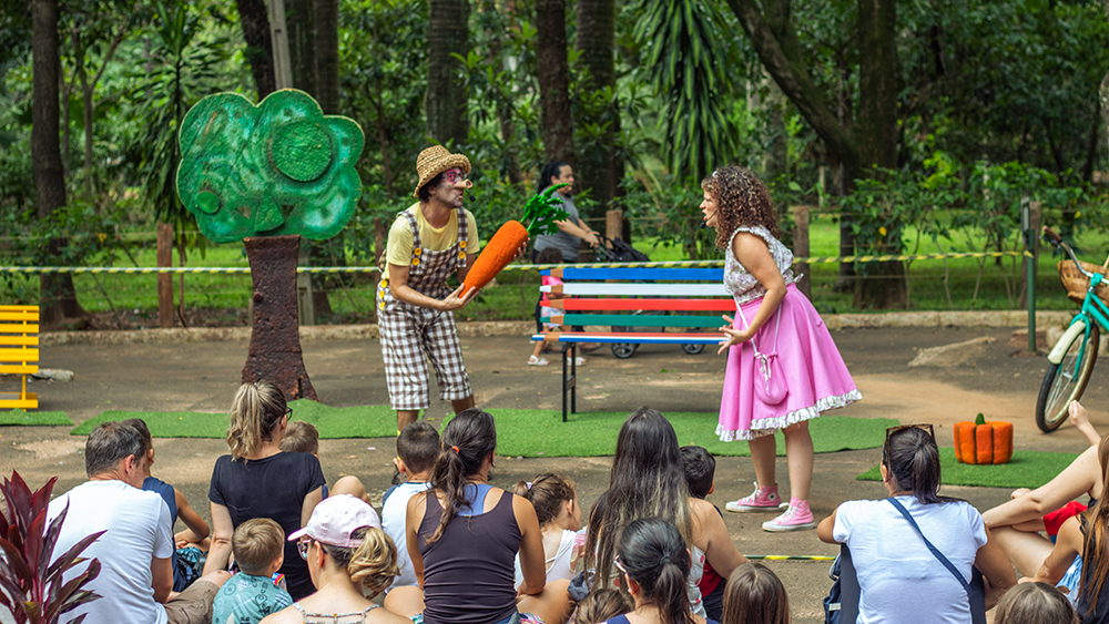 A Menina e o Porco Chicó